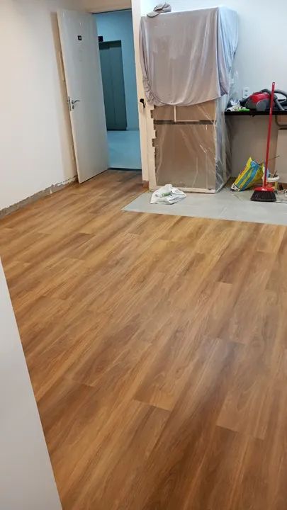 Pisos vinilicos instalados a partir de R$ 170,00 o m2. - Foto 4
