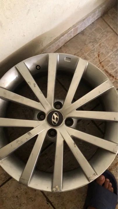 Roda de liga leve  4x100. 17/7 polegadas - Foto 2