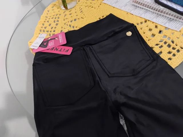 Loja Romance Favorita Slz's Instagram post: “🥰 Aquela calça preta nada  básica 😍 A calça clássica com bolso Favorita …