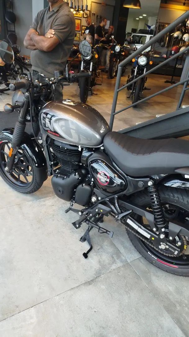 Hunter 350 Royal enfield V> Tiago