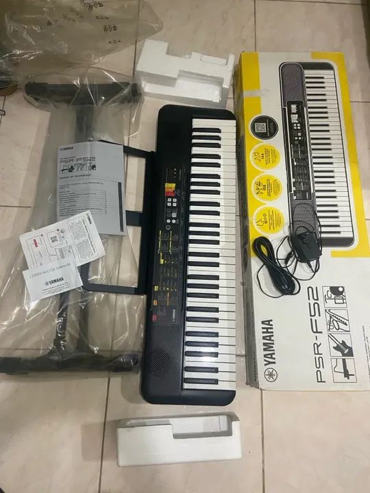 TECLADO YAMAHA PSR-F52