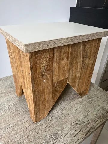 Vendo mesa com 4 bancos  - Foto 4