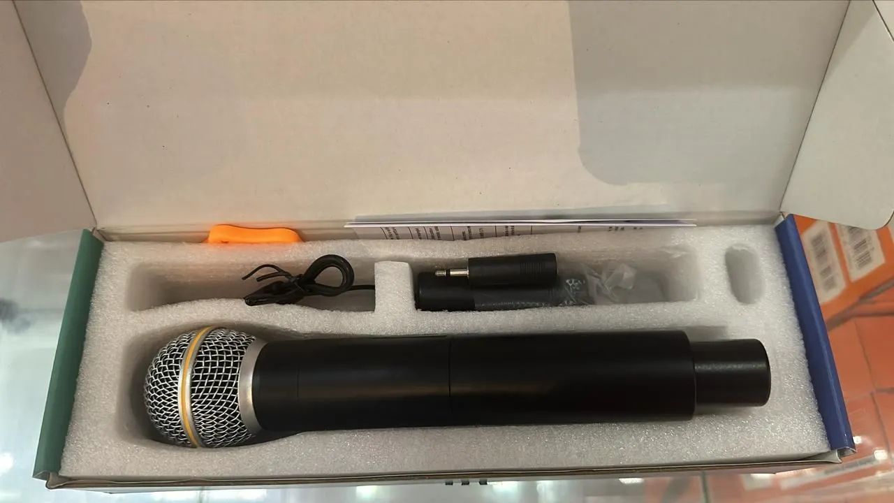 Microfone Sem Fio Onistek MC811 Recarregável - Foto 3