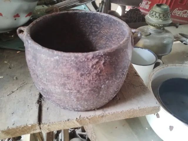 Tacho/panela em ferro fundido (15 cm de largura) - Foto 2
