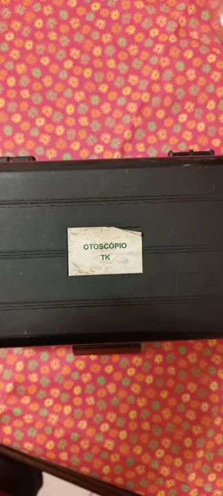 Otoscópio TK Missouri com 4 espéculos e estojo - Foto 3