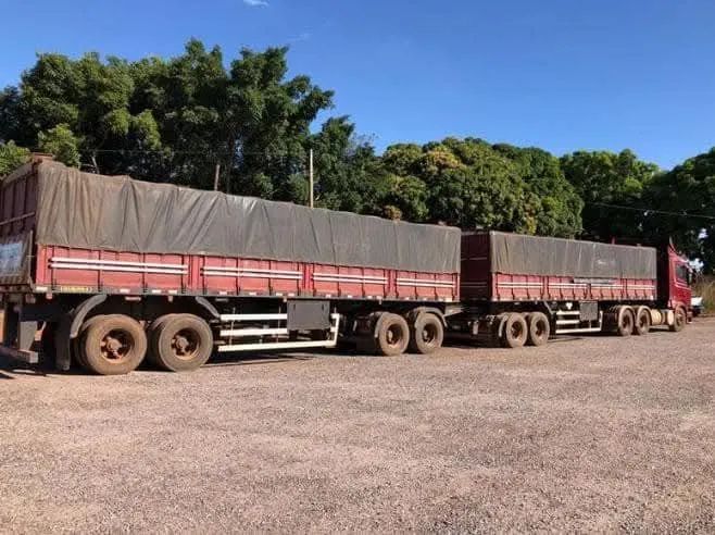 Scania R560 V8, 6x4 + Rodotrem Guerra com Dolly - Foto 4