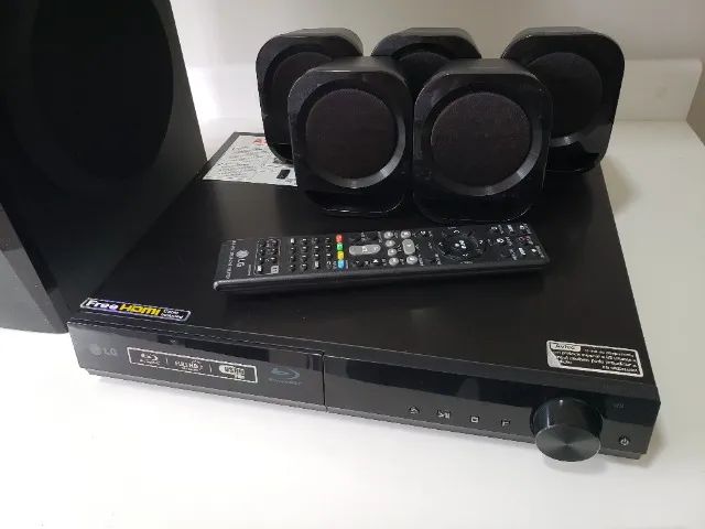 Home Theater Blu-Ray LG HD-BH4120S 5.1  330W RMS