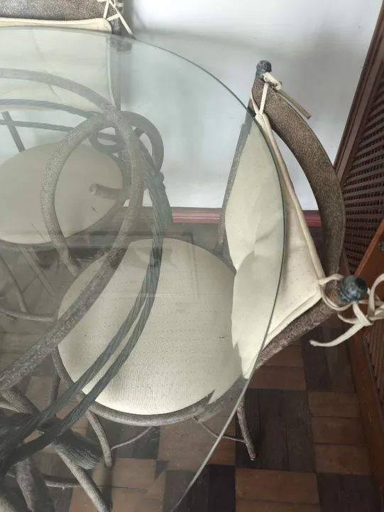 Mesa de jantar com 4 cadeiras - Foto 3