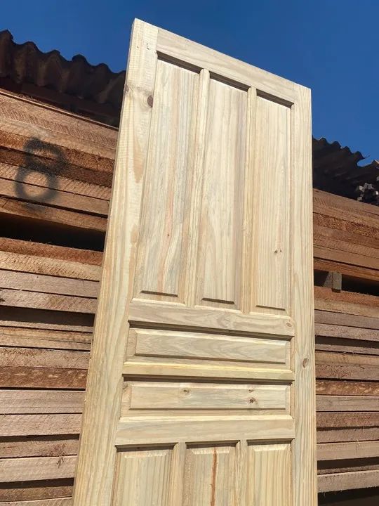 Porta Externa de Pinus R$ 240,00 - Foto 3