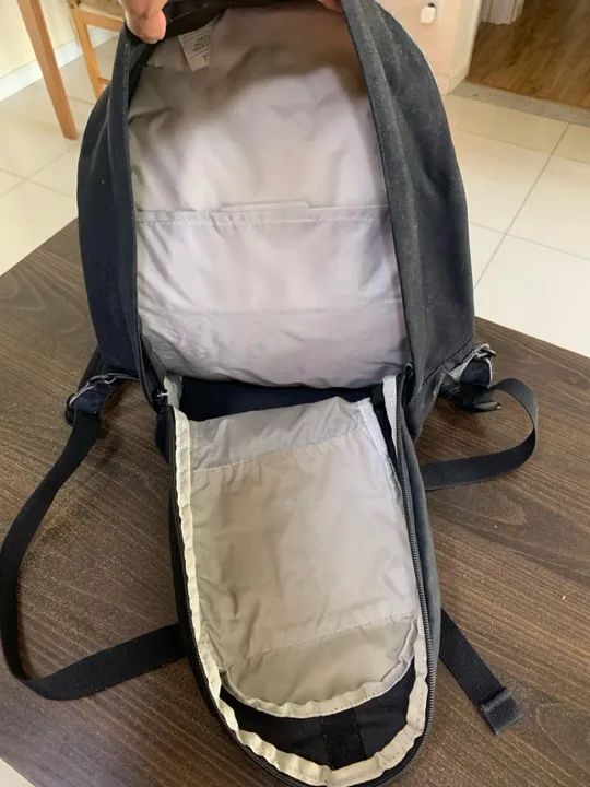 Mochila Nike Preta - Usada - Foto 5