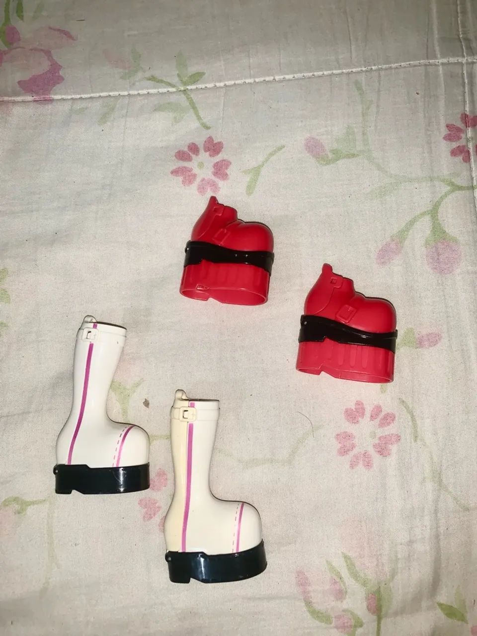 Sapatos e botas da boneca Miranda, Diva starz  - Foto 2