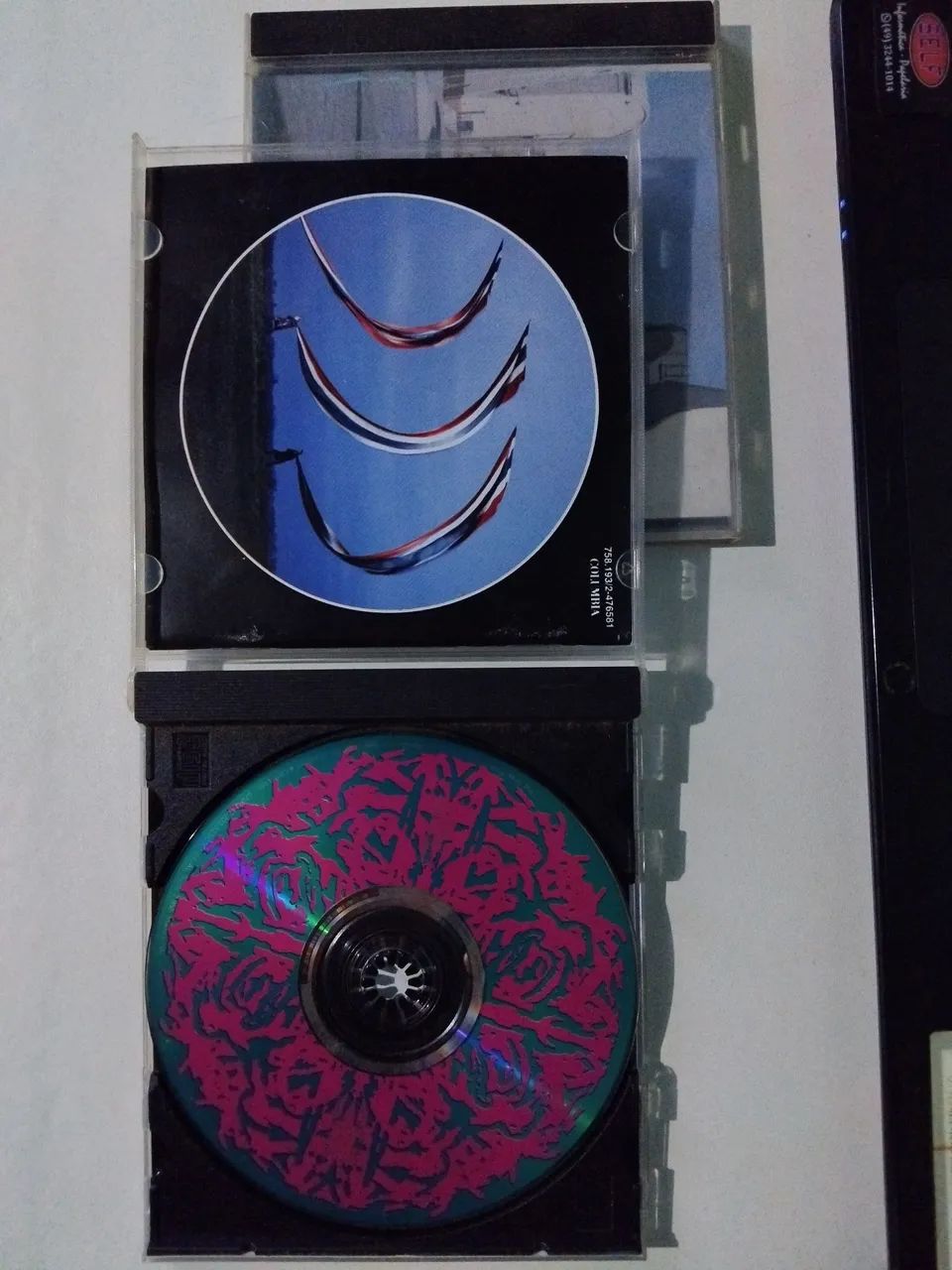 2 CD - Pink Floyd - The Division Bell - Foto 2