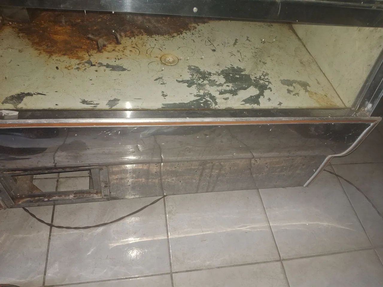 Vendo vitrine Geladeira de Vidro Usada - Foto 2