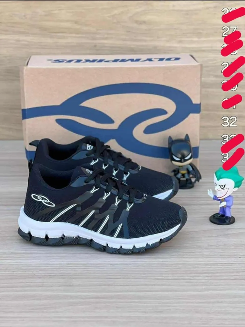 Tênis Olympikus Preto com Detalhes Brancos