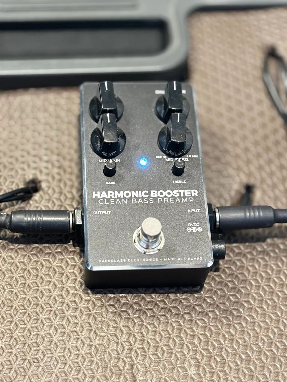 Darkglass Harmonic Booster 2.0 Harmonic Booster 2.0: エフェクター