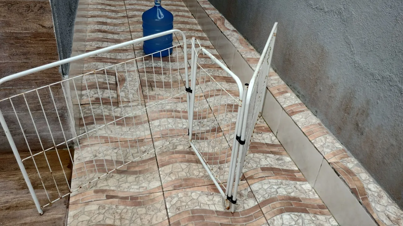 Grade para cachorro dobrável