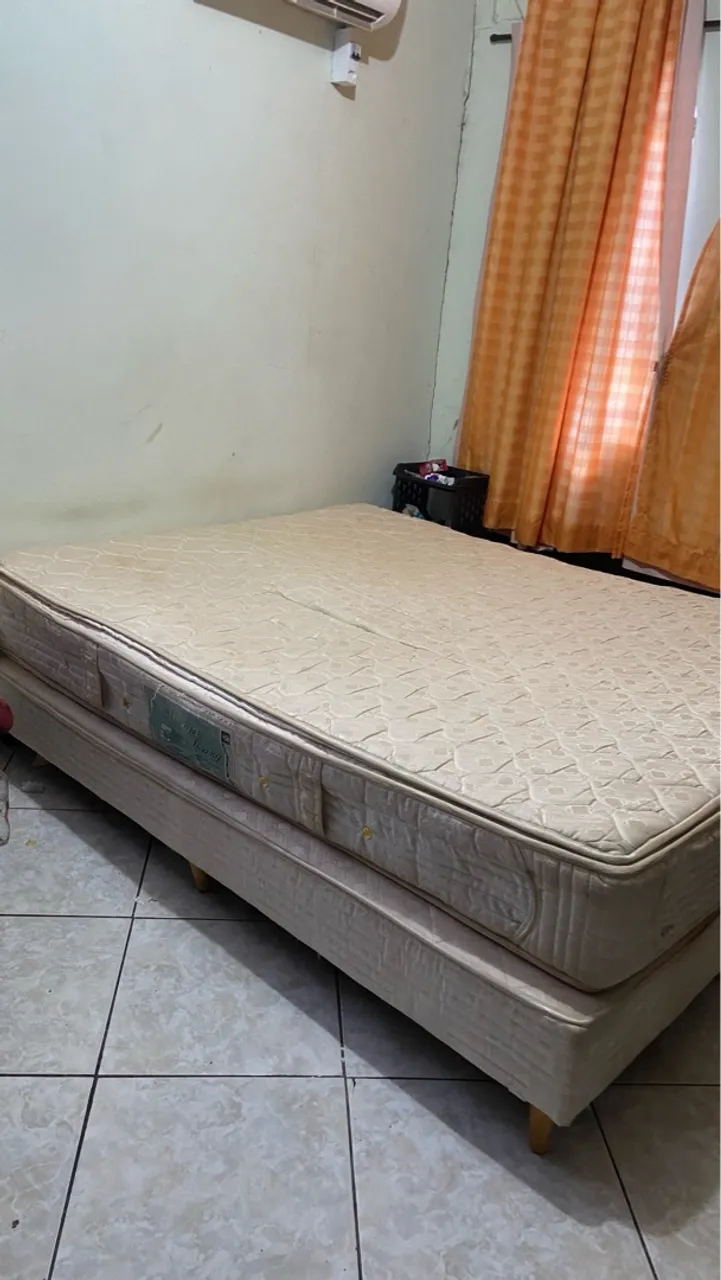 Cama Box Casal Confortável - Ótimo Estado