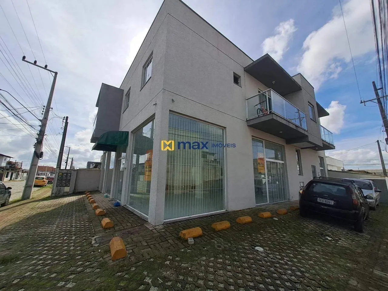 Loja comercial. Bairro: Portal II, Itajaí
