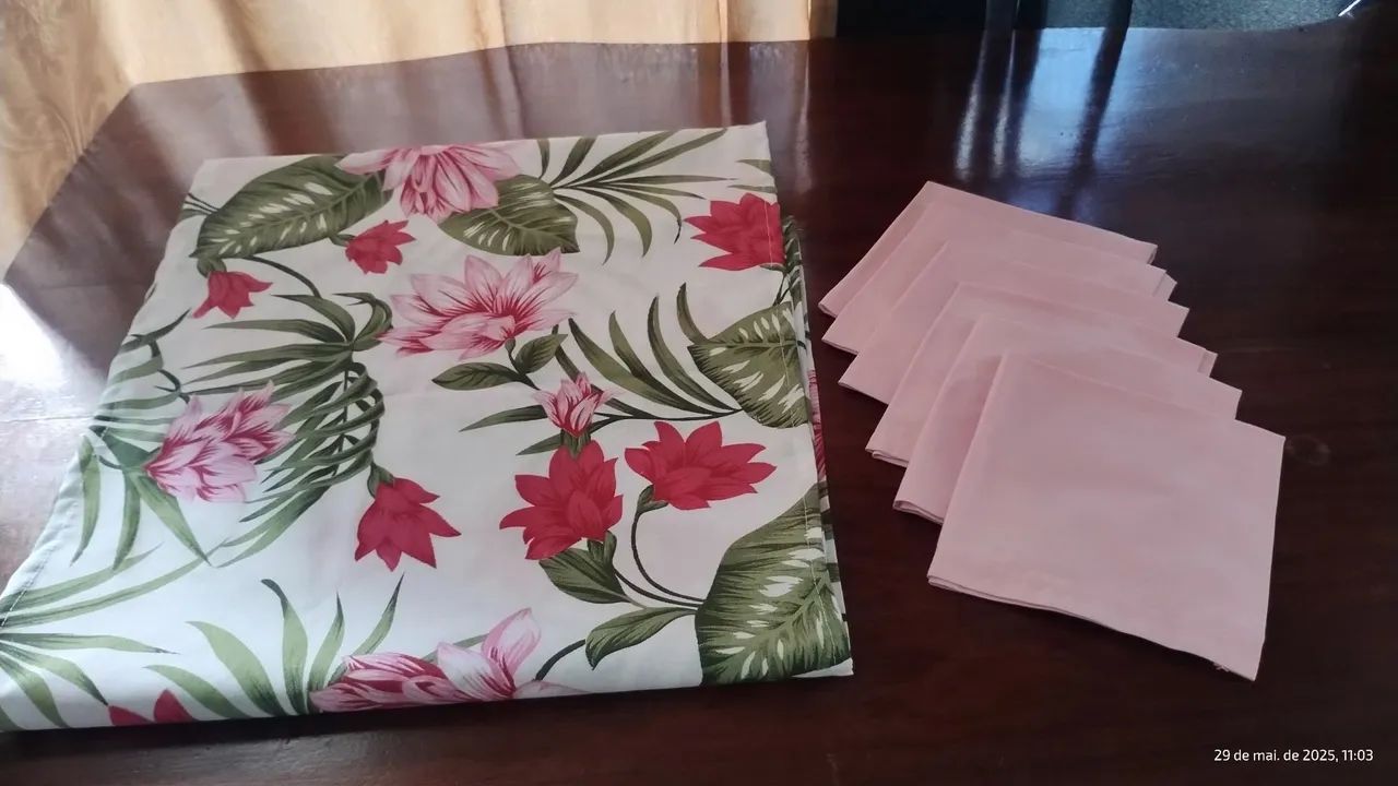 TRILHO DE MESA E 6 GUARDANAPOS  - Foto 3