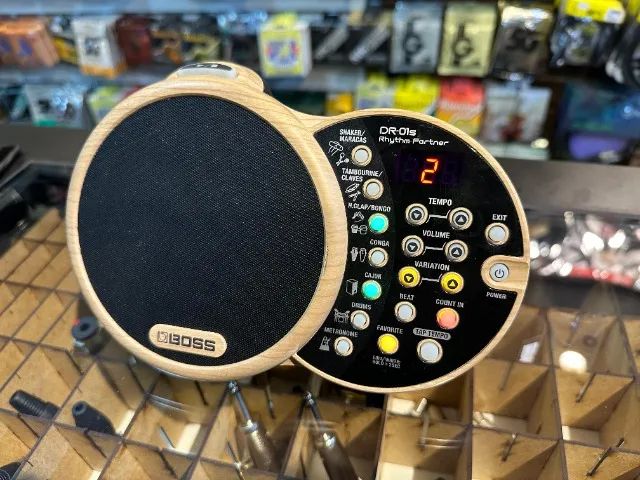 DR-01S Rhythm Partner BOSS - Bateria Eletrônica Portátil