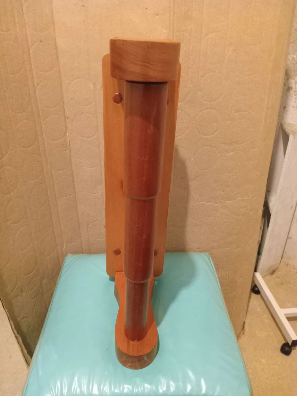 Suporte de Papel Higiênico de Madeira - Foto 2