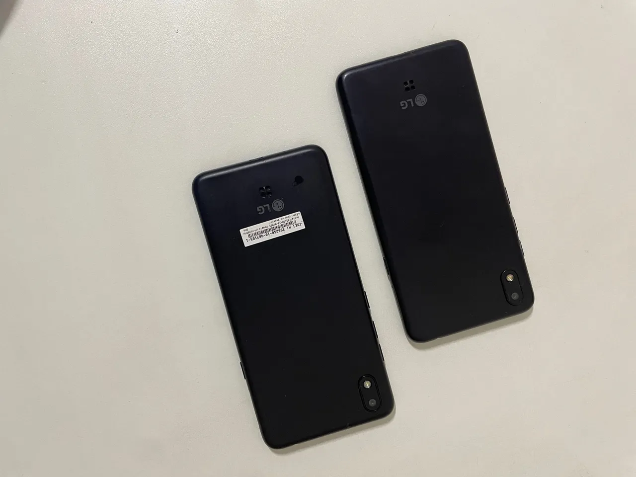 Aparelho Celular (bom estado e sucatas)