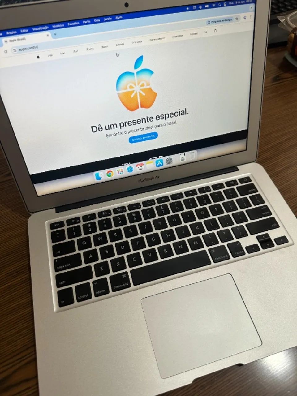 Macbook Air A1466 2017 Processador i5 com 8GB e SSD 120GB