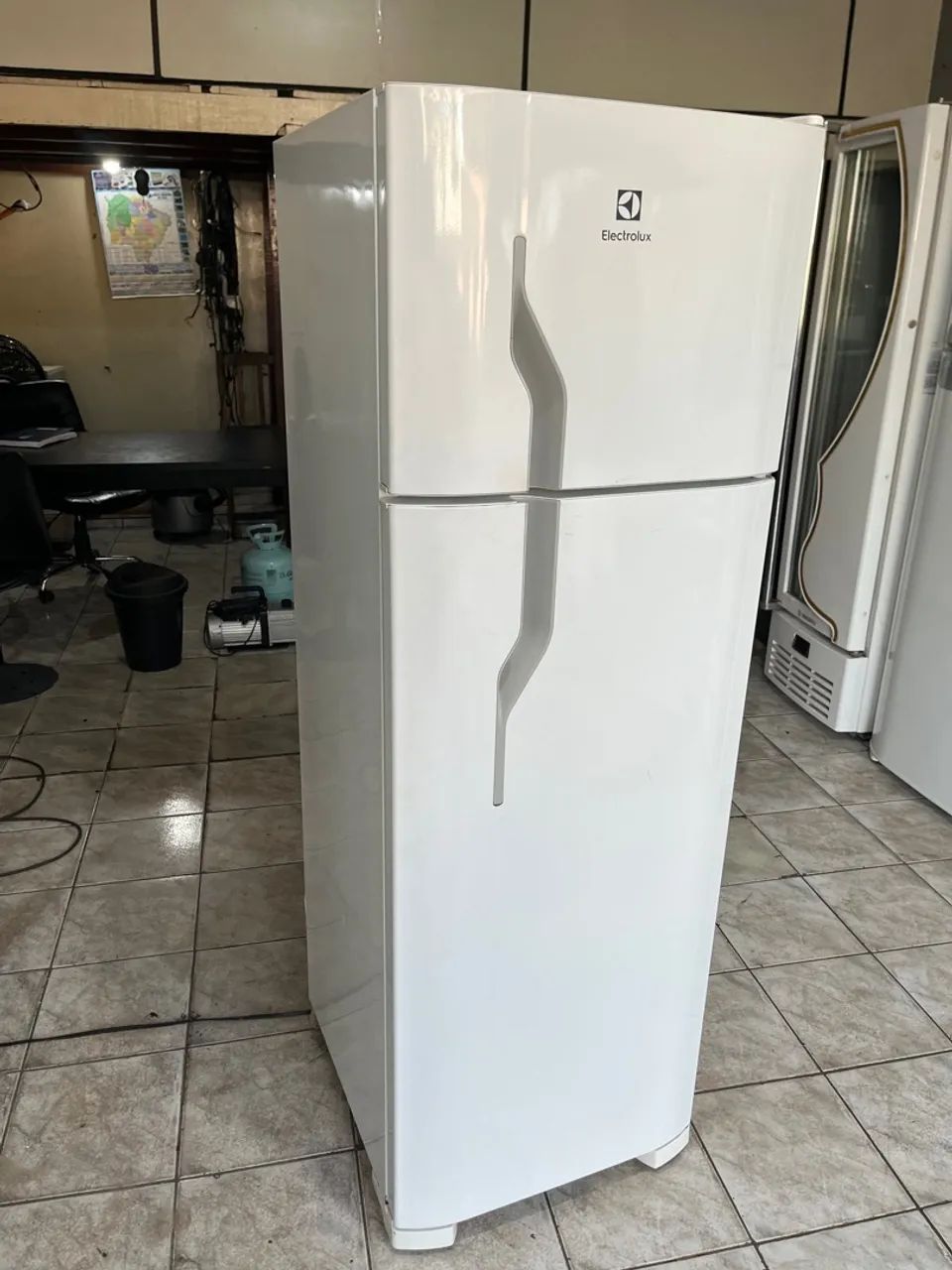 GELADEIRA DUPLEX ELETROLUX EM ÓTIMO ESTADO FUNCIONANDO PERFEITAMENTE!!! - Foto 4