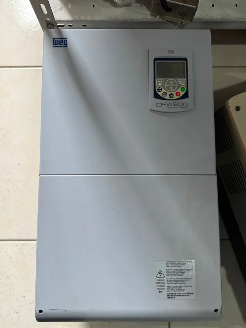 Inversor de Frequência Weg CFW500 70A 220V  com defeito Completo