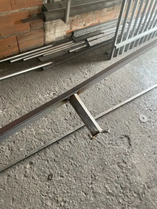 Trilho para portao de chumbar  - Foto 2