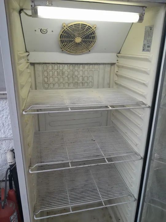 Expositora de bebidas (NÃO ESTÁ GELANDO) - Foto 3