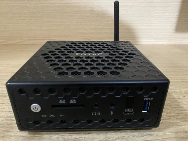 Mini Pc Computador Zotac Zbox CI323 Nano Intel Wi 11 Pro 8gb Ssd 120gb