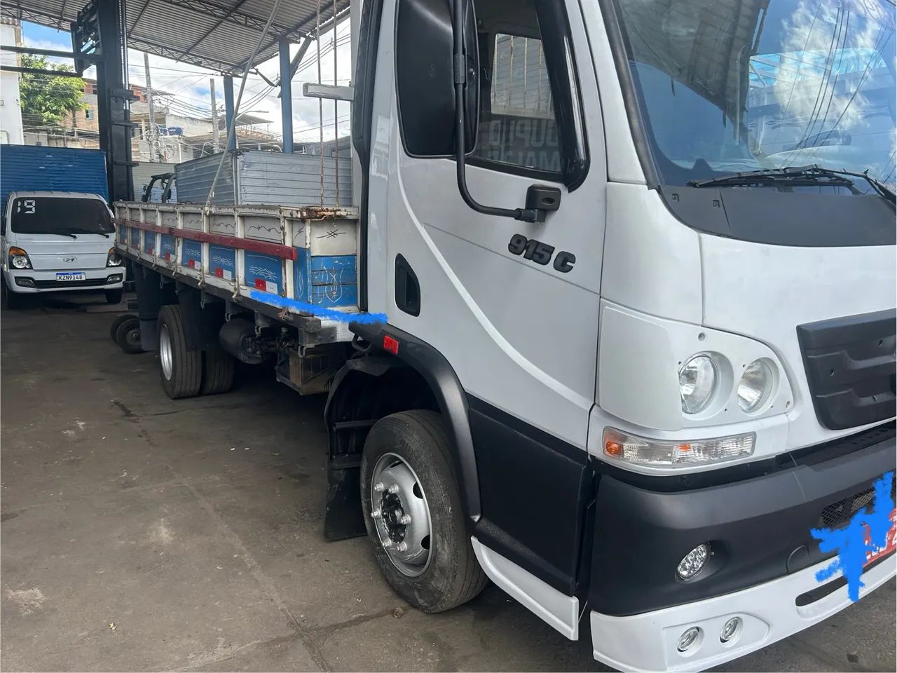 Caminhão Mbenz 915/2009