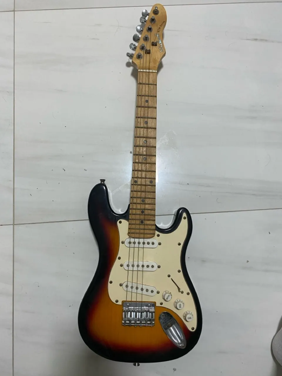 Guitarra Elétrica Stratocaster Infantil Michael