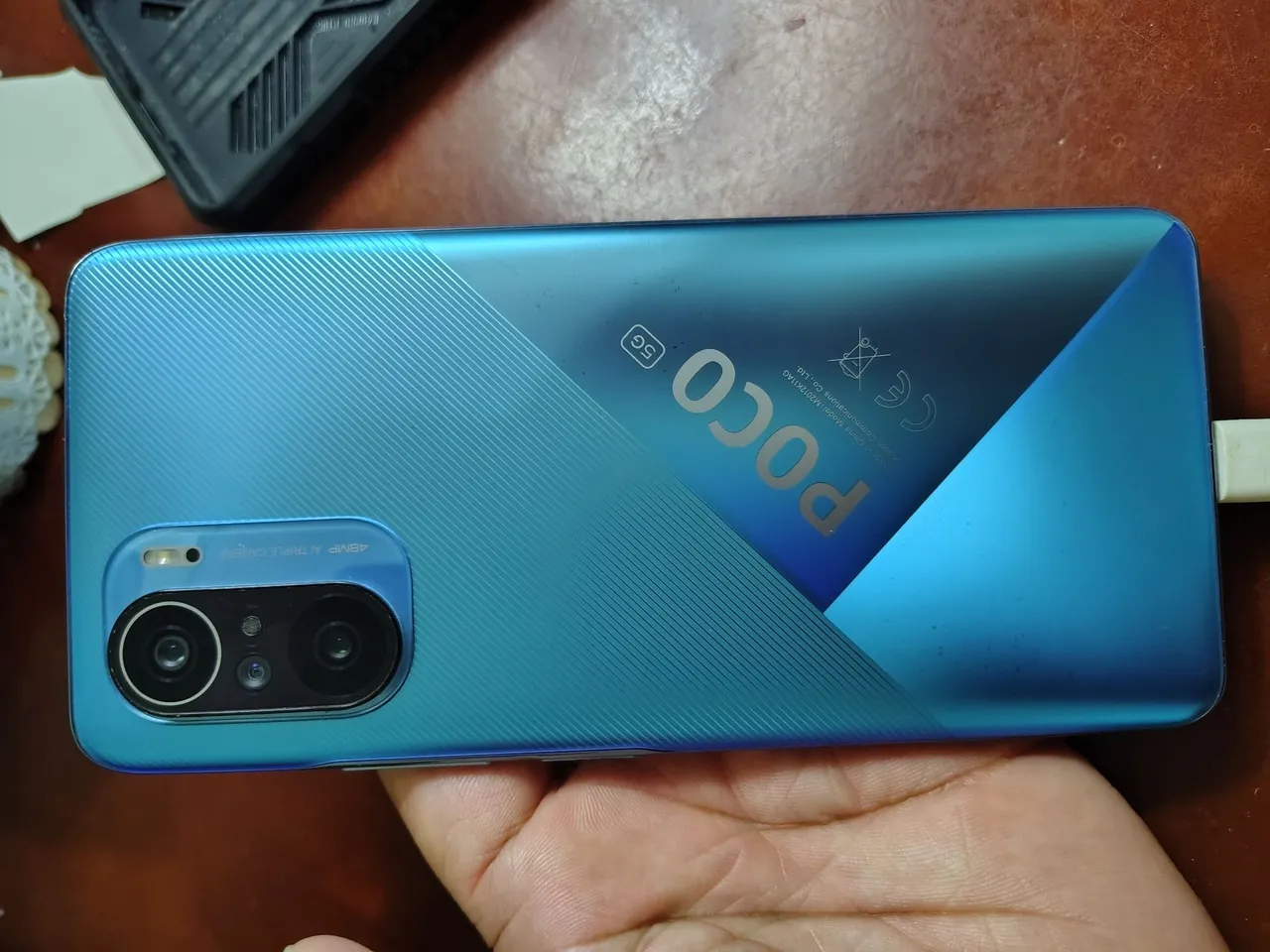 POCO F3