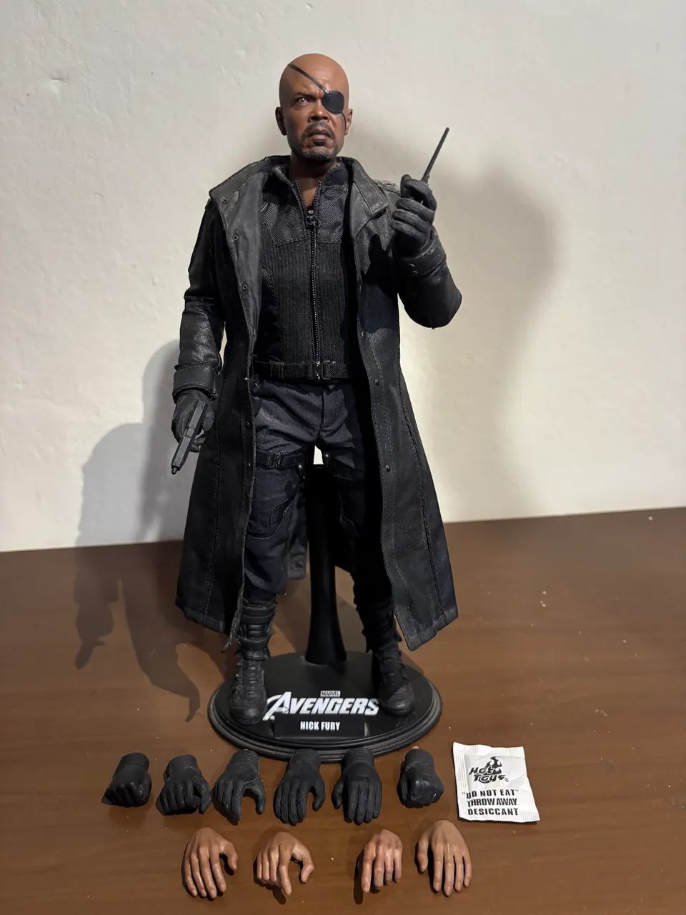 u*0様 verycool hottoys damtoys flagset 1/ Hot Toys Movie Masterpiece 1/6 - Nick Fury (The Avengers - MMS169