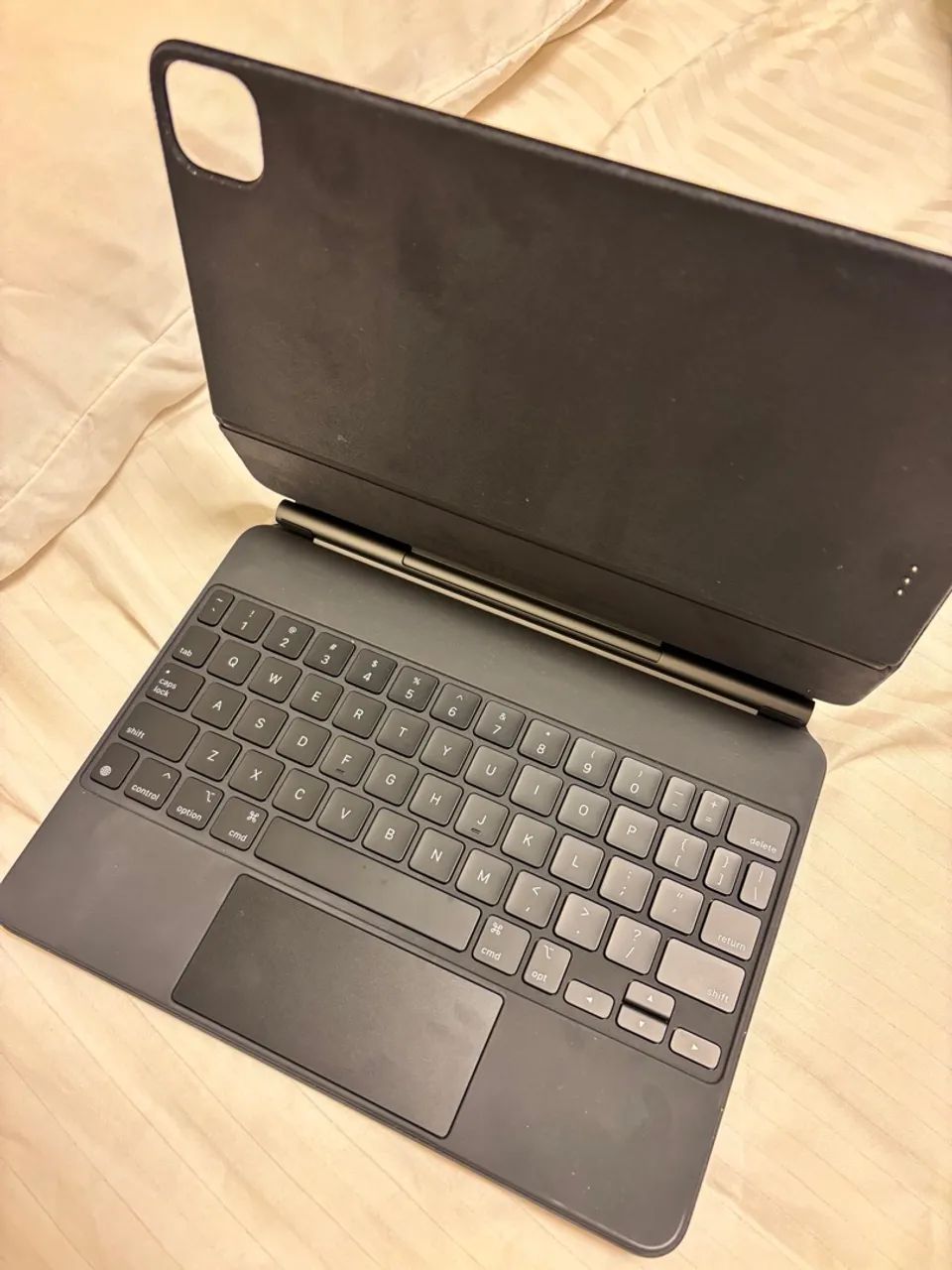 Ipad Air 5th, Apple Pencil e Magic Keyboard - Tablets e E