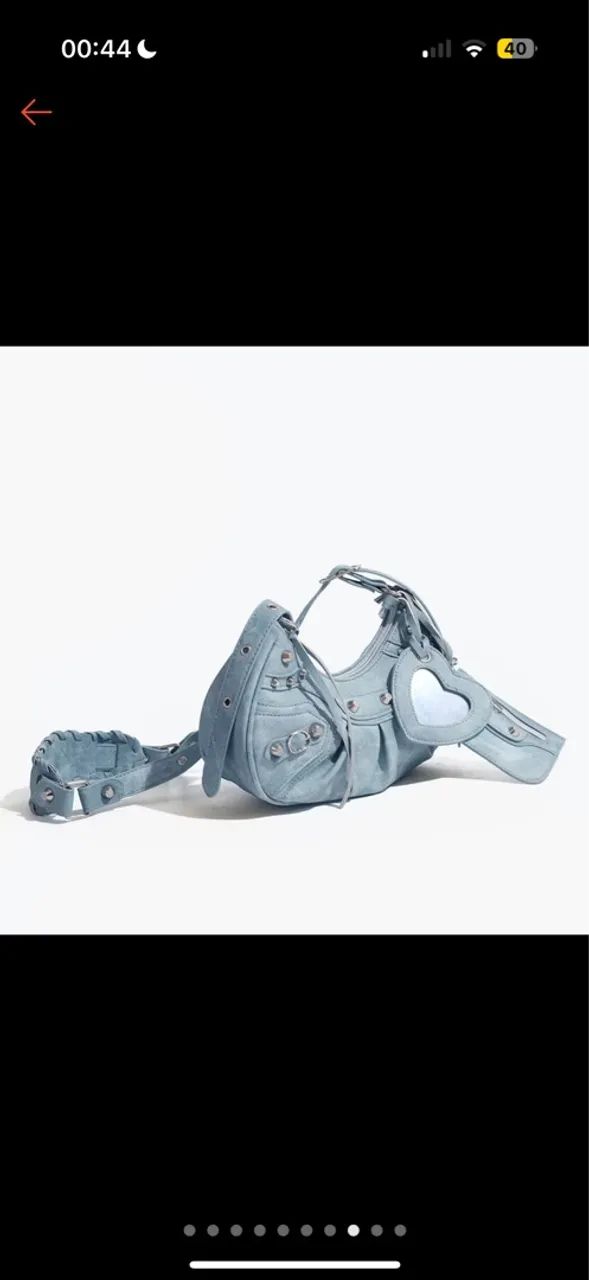 Bolsa de Ombro Azul com Detalhes em Metal - Foto 5