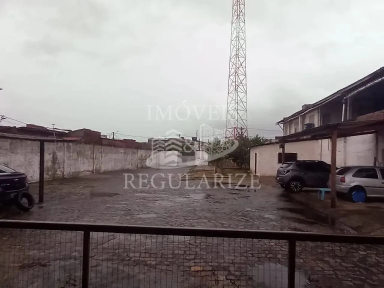 Terreno à venda com 1.322m², com Casa, Renda Mensal de R$ 3mil em Dix-Sept Rosado - Natal/