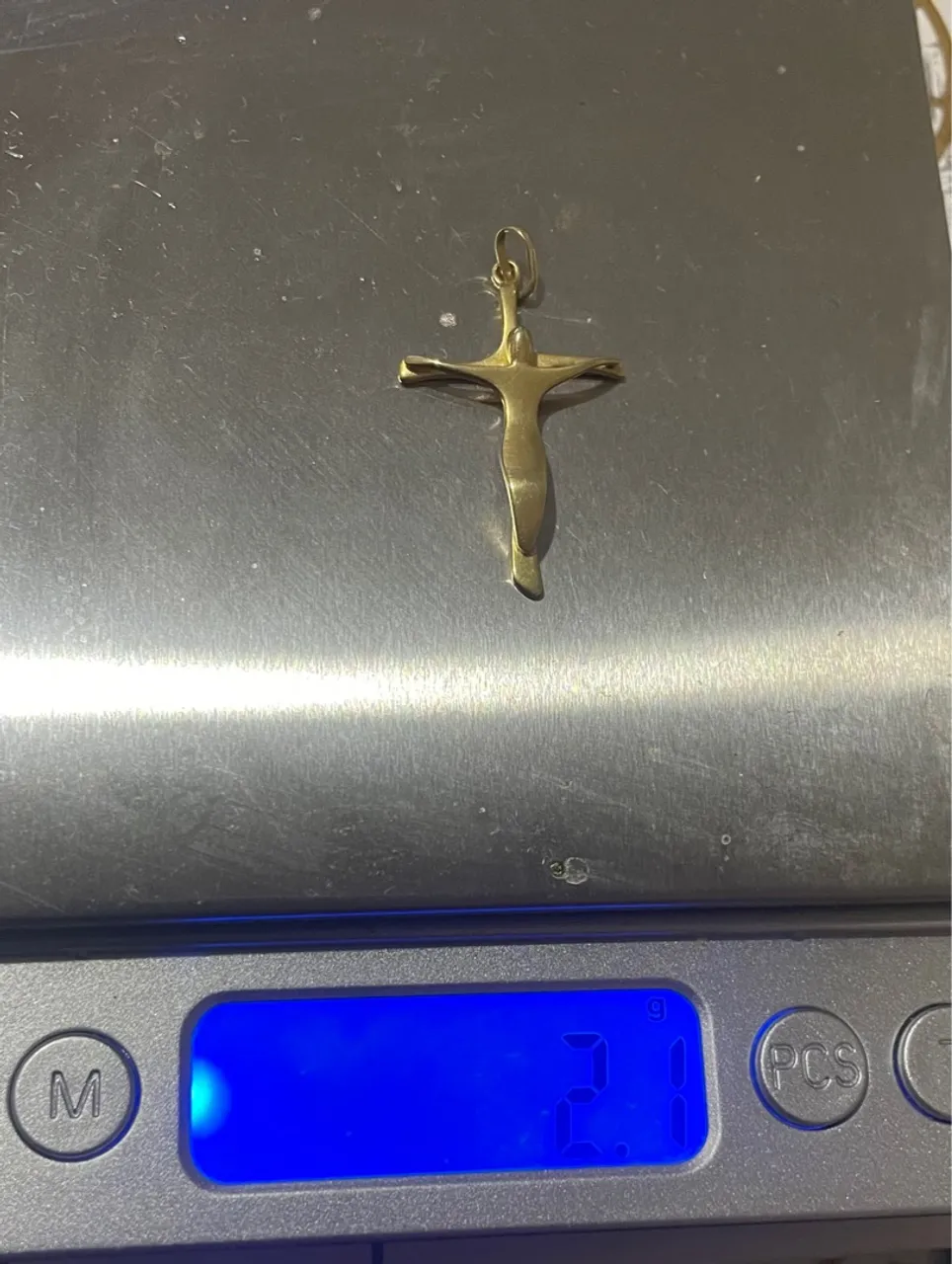 Pingente Cruz Cristo em Ouro 18k - 2,1g
