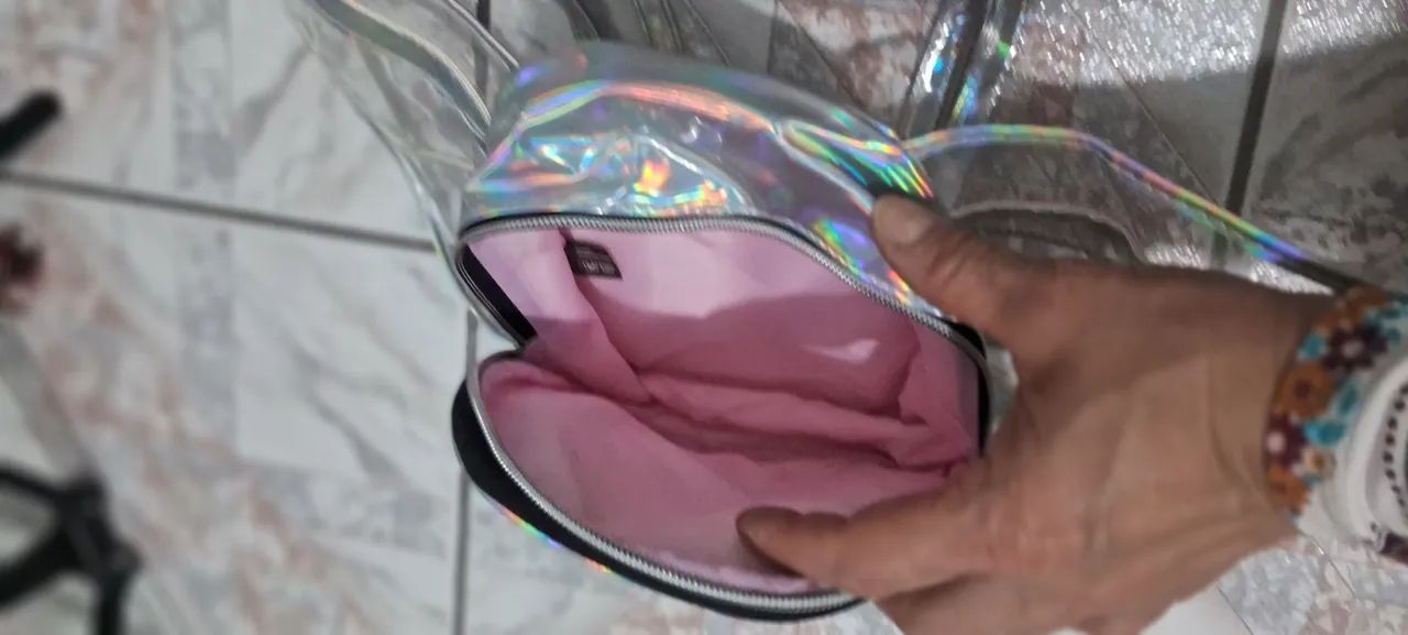 Mochilinhas holográficas - Foto 3
