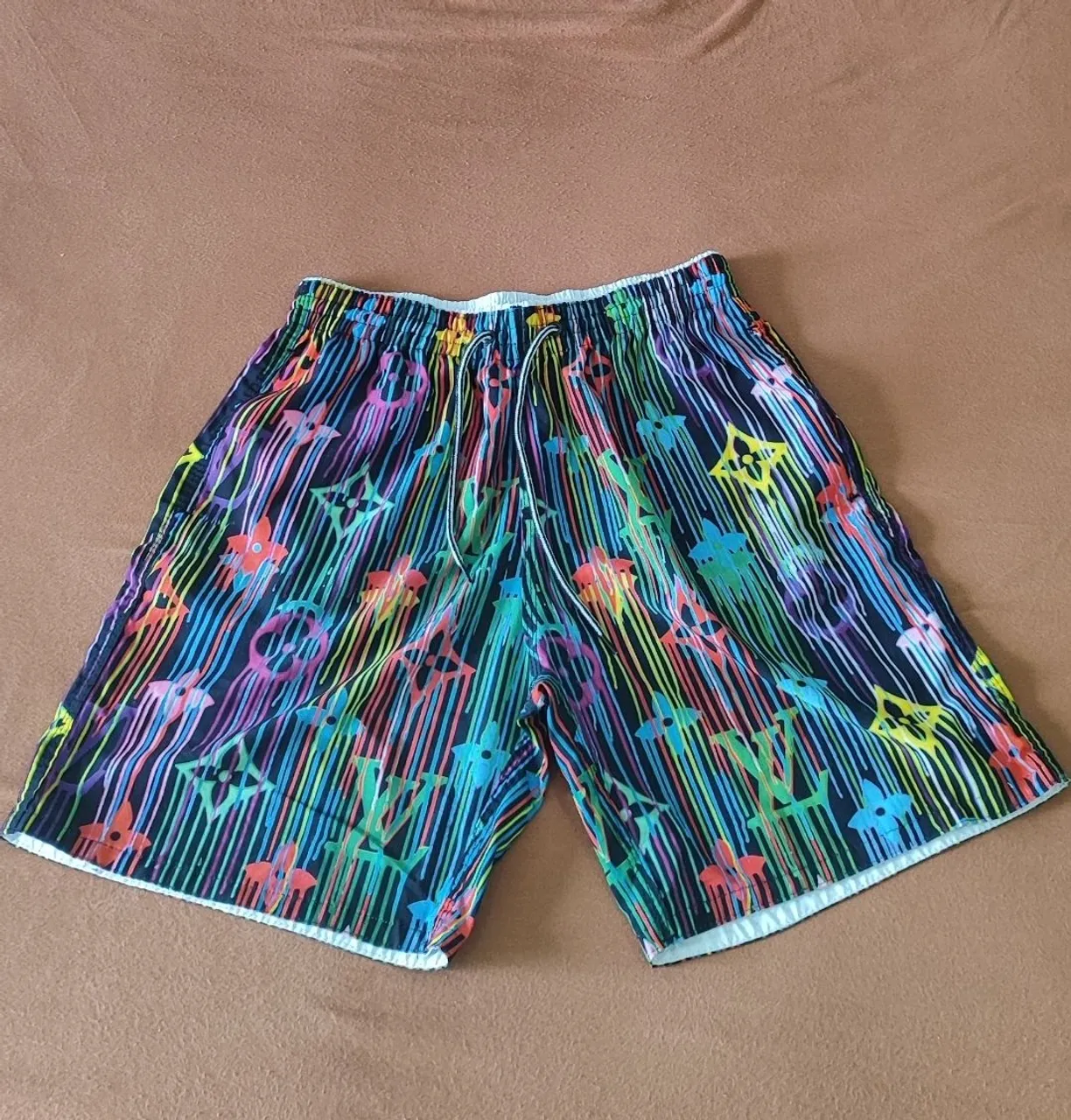 Shorts Louis Vuitton Estampado Colorido