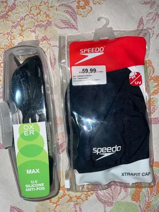 Óculos de natação e touca novos lacrados
