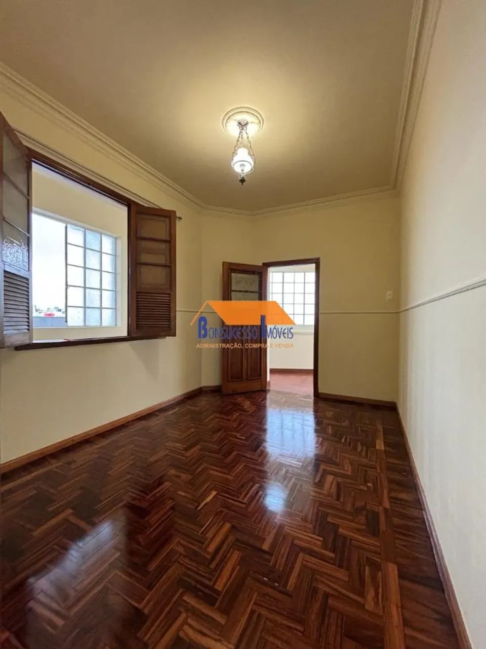 Prédio comercial e residencial com 2 moradias e 5 lojas, Bairro Concórdia, Belo Horizonte/ - Foto 8