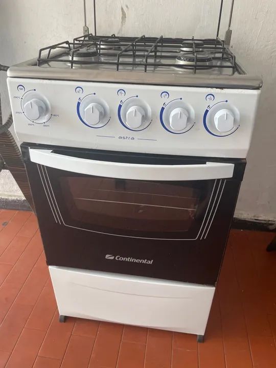 Fogão Continental 4 Bocas com Forno