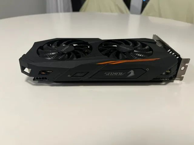 RX 580 8GB Gigabyte Aorus GV-RX580AORUS-8GD - Foto 2