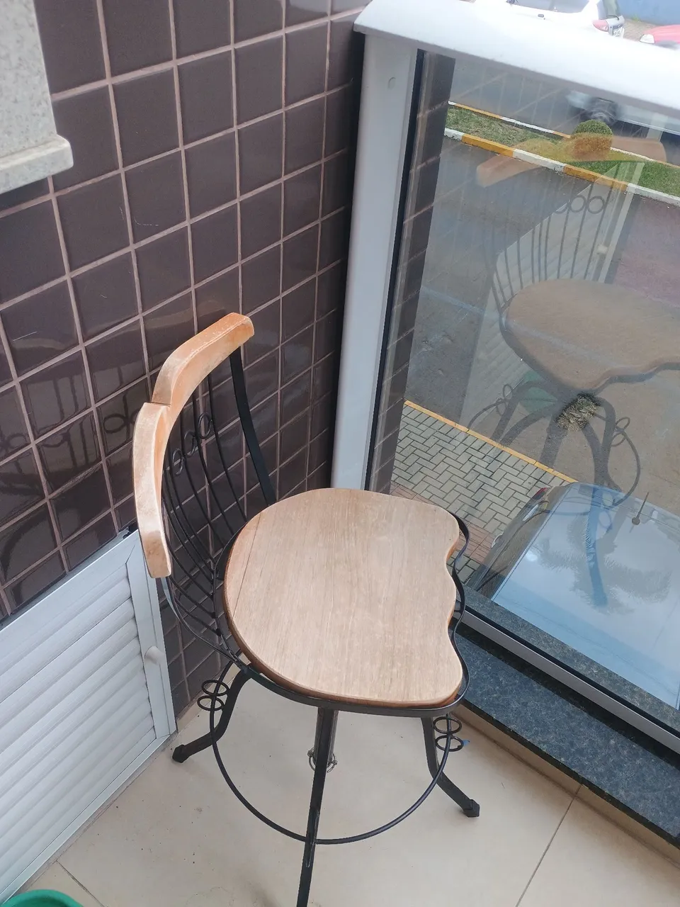 Banqueta de Ferro com Assento em Madeira 70cm cozinha americana/area externa