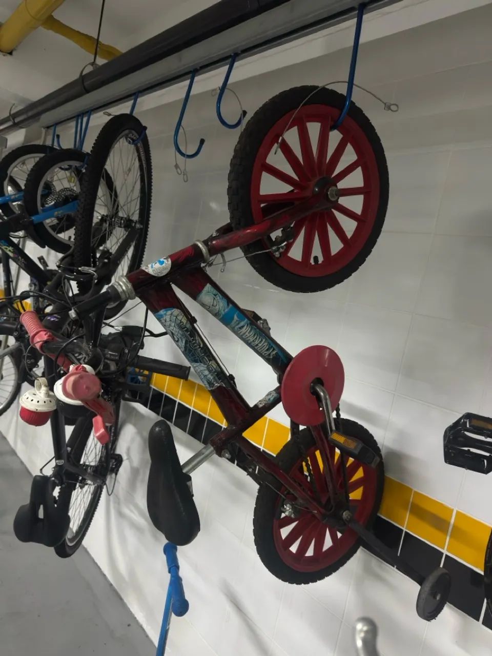 Bicicleta infantil aro 16 - Foto 2