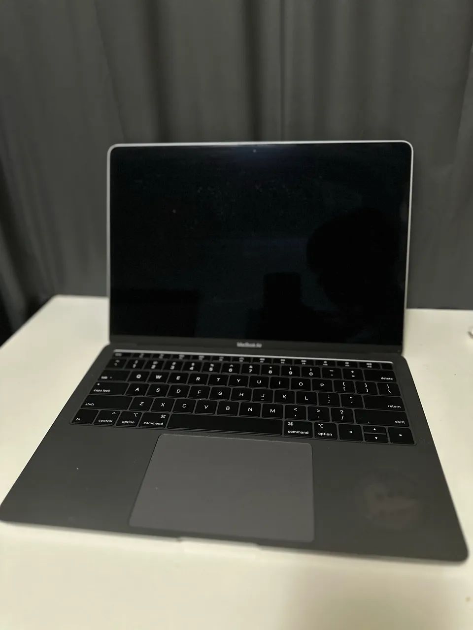 MacBook Air 13? Retina 2019 - Intel i5 - 8GB RAM - 128GB SSD