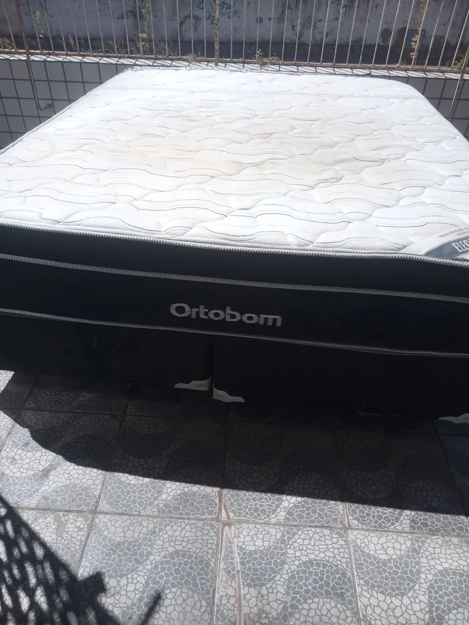 Cama box